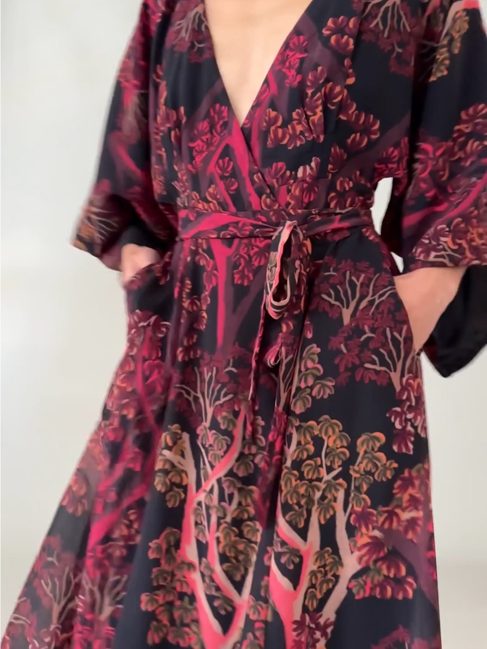 Mixed Women's Burgundy & Black Floral Wrap Long Dress size L - Picture 16 of 16